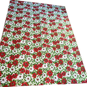Christmas Tablecloth 1980’s Lightweight Cotton Blend Poinsettias Red Green White
